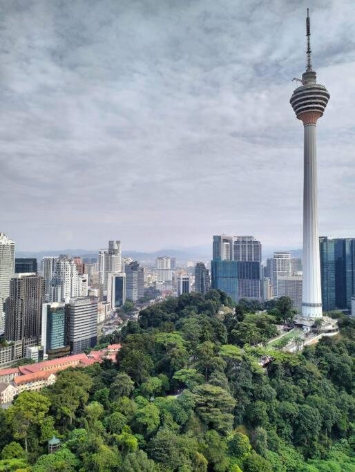 Klcc Towerviewsty5Pax At Ceylonzsuites Kuala Lumpur Kültér fotó